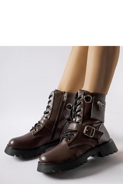 Close-up view of Solea Women's brown insulated ankle boots showcasing the high-quality eco-leather and convenient back zipper design.