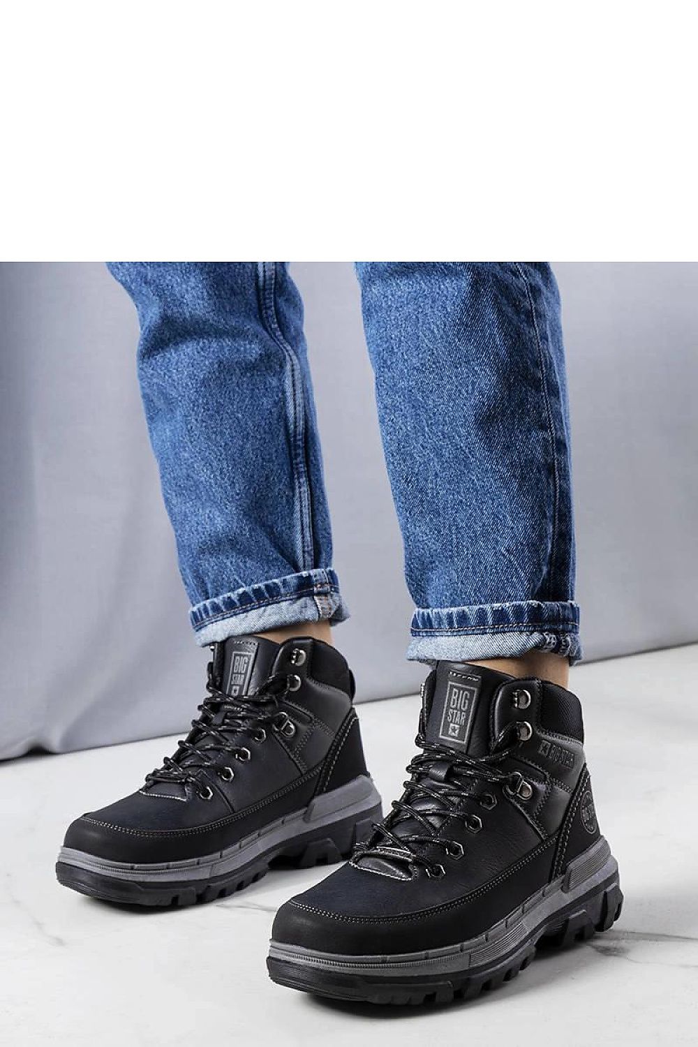 Solea Women's Stylish Winter Snow Boots featuring a luxurious memory foam insole and warm fur lining, ideal for cold weather.