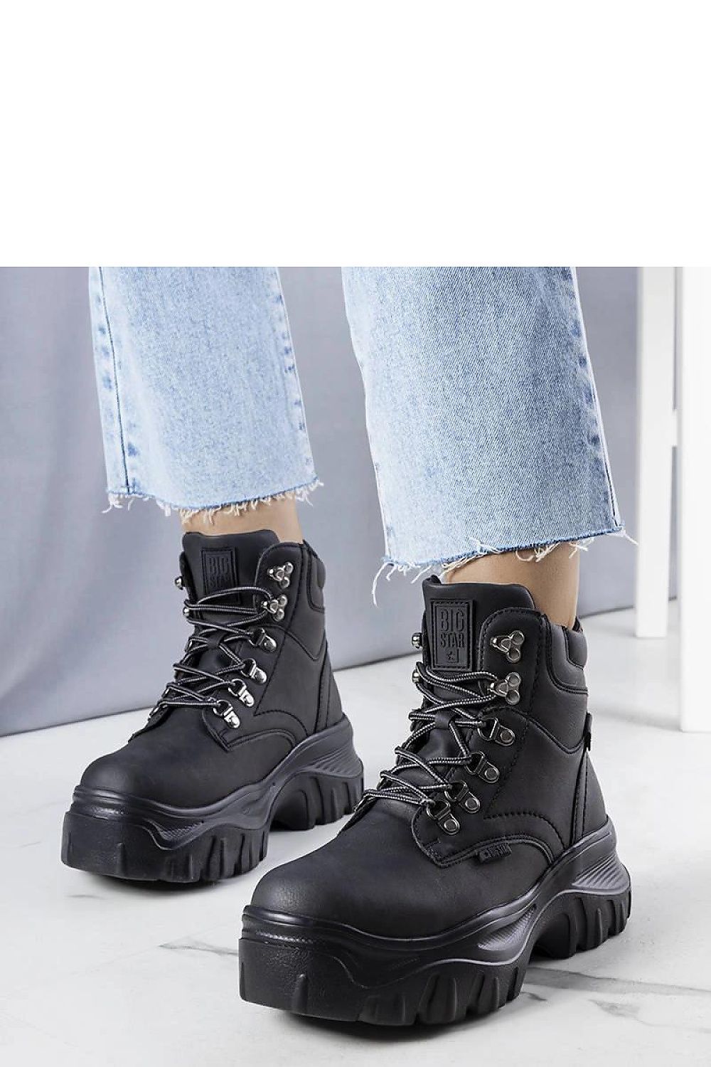 Solea Big Star KK274368 Winter Snow Boots featuring stylish synthetic leather and fabric upper, ideal for elegant winter outings.