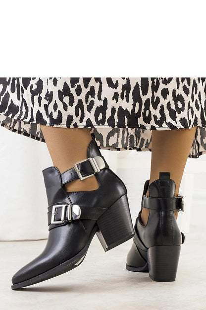 Elegant black women's ankle boots Itabi by Solea, inspired by cowboy design, perfect for autumn and winter, featuring a durable ecological leather upper and adjustable buckle strap for comfort.