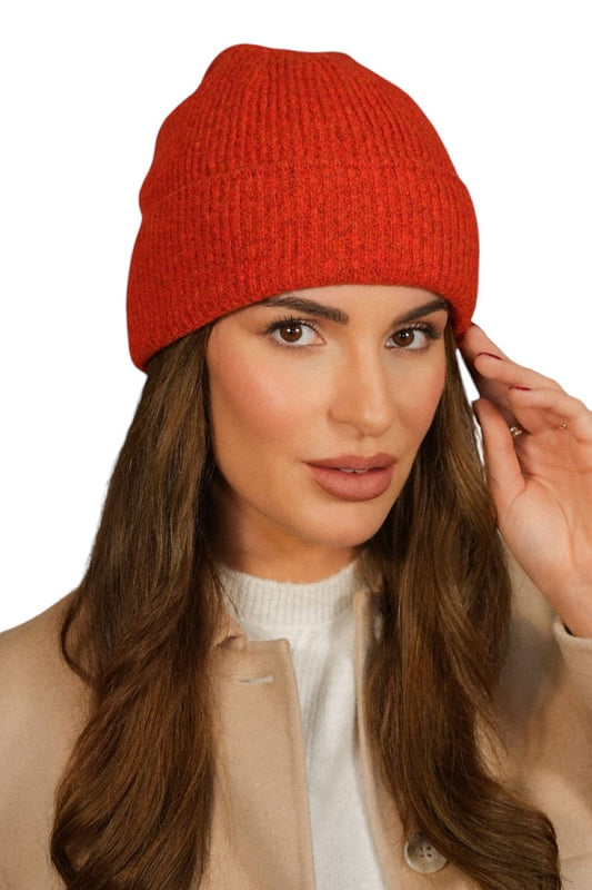 Kamea Orazio double universal orange hat showcasing elegant warmth and versatile style for autumn-winter, crafted with high-quality yarn and sophisticated insulation for comfort.