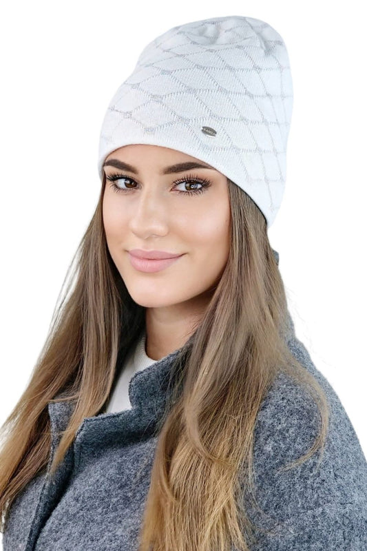 Kamea elegant diamond patterned ecru cotton cap, showcasing intricate geometric designs and a metal logo plate, perfect for stylish winter wear.