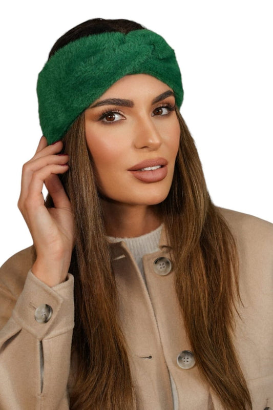 Close-up of Kamea Yoshi Headband's elegant loop detail, crafted from 100% polyamide for ultimate comfort and sophistication.