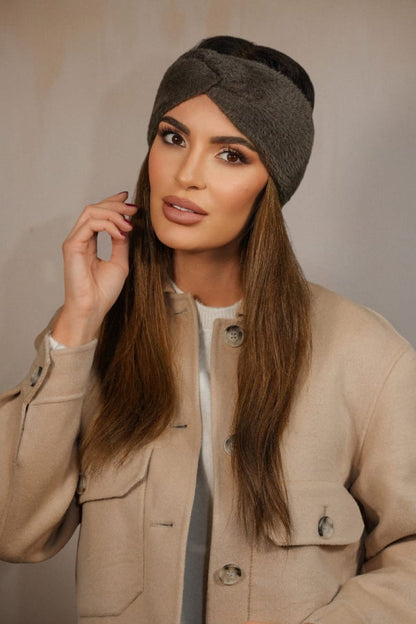 Luxurious polyamide texture of Kamea Yoshi Fluffy Headband showcased against a serene backdrop, highlighting its sophisticated design.