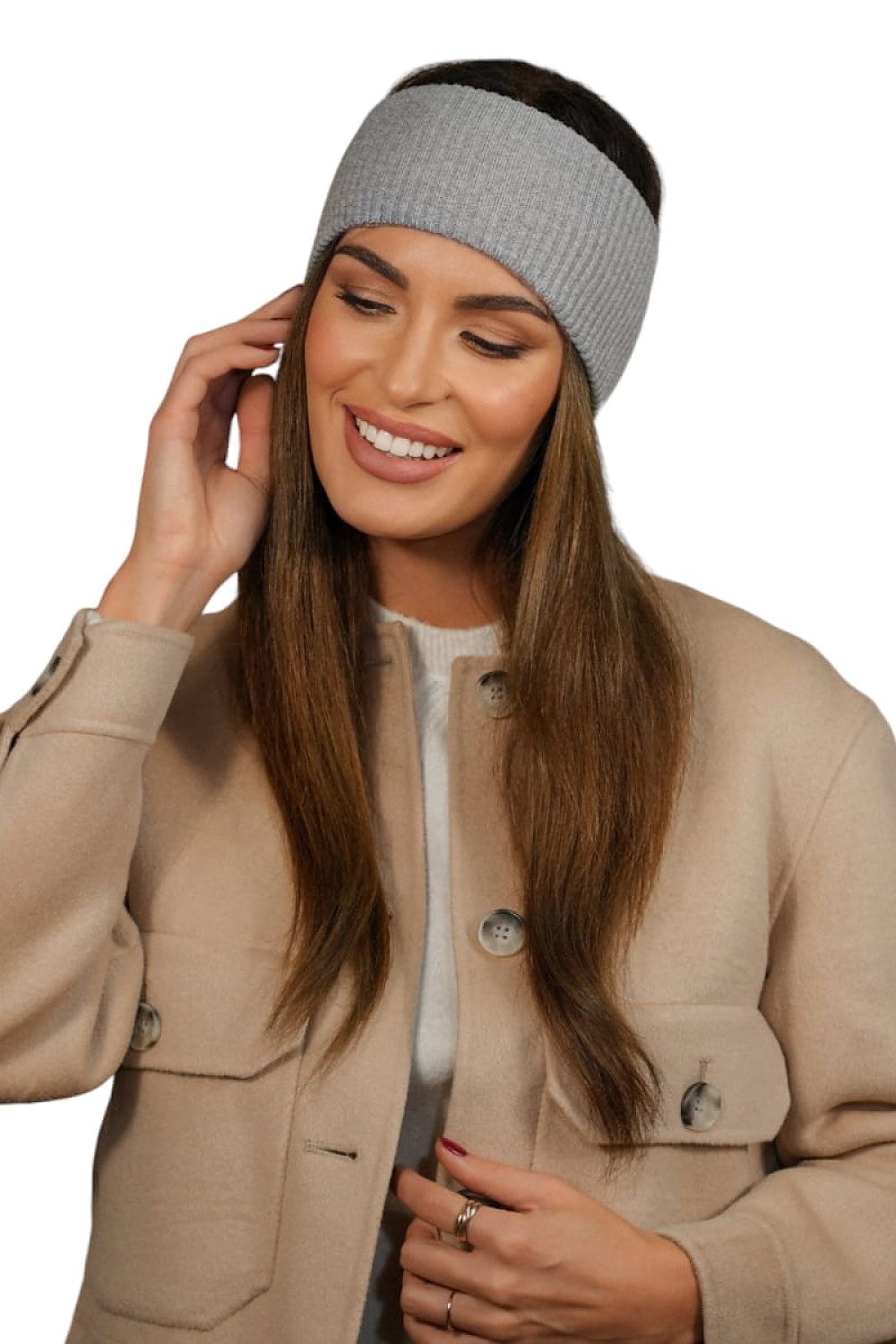 Model wearing Kamea women's headband in raspberry, demonstrating its chic and sophisticated style, suitable for various occasions.