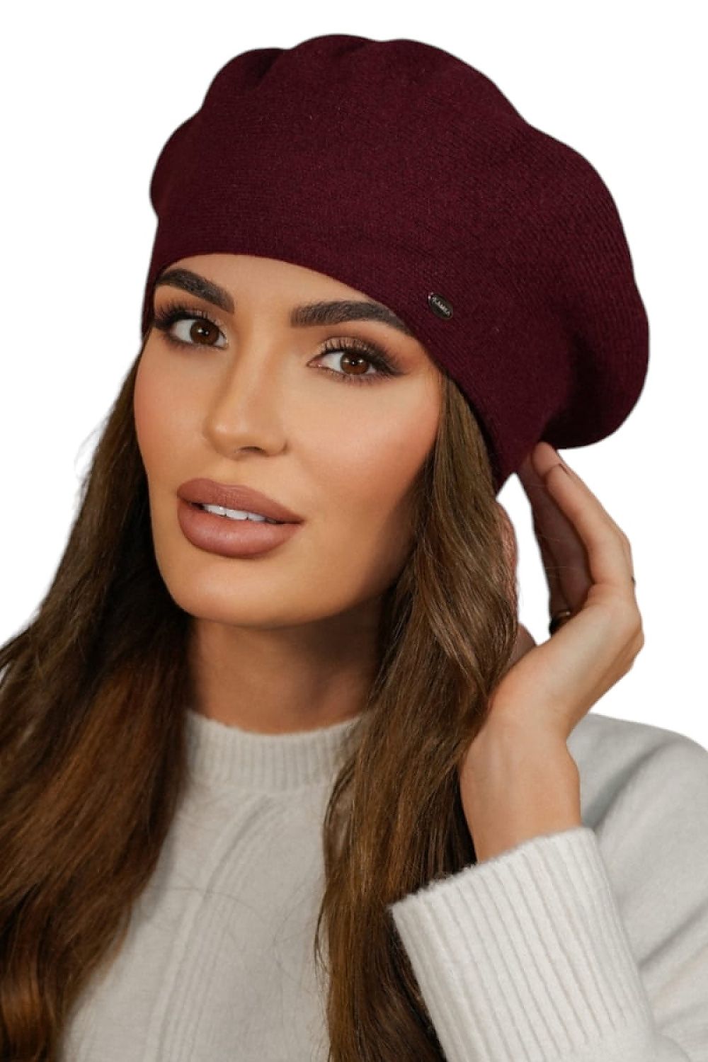 Elegant Kamea women's burgundy wool beret showcasing classic design and luxury style.