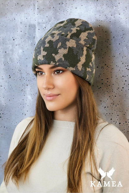 Kamea Ventura Beanie featuring a wide cuff, combining luxury and comfort in a chic khaki winter hat.