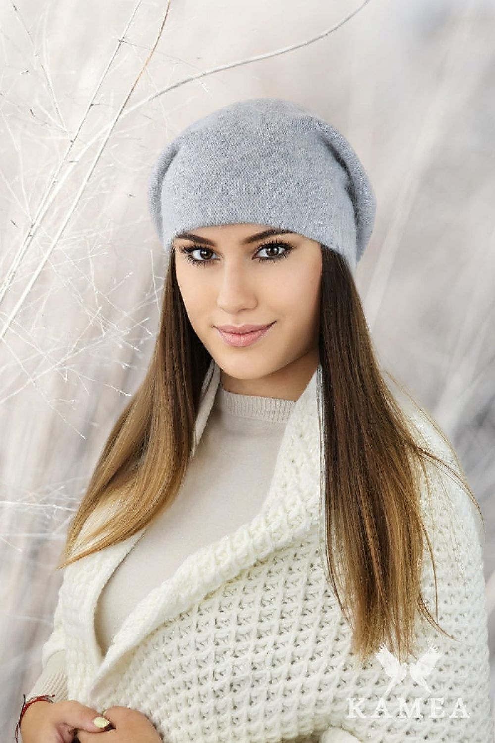 Kamea Cleo Grey Beret, a luxurious angora blend accessory perfect for autumn and winter fashion, showcasing a classic design for women of all ages.