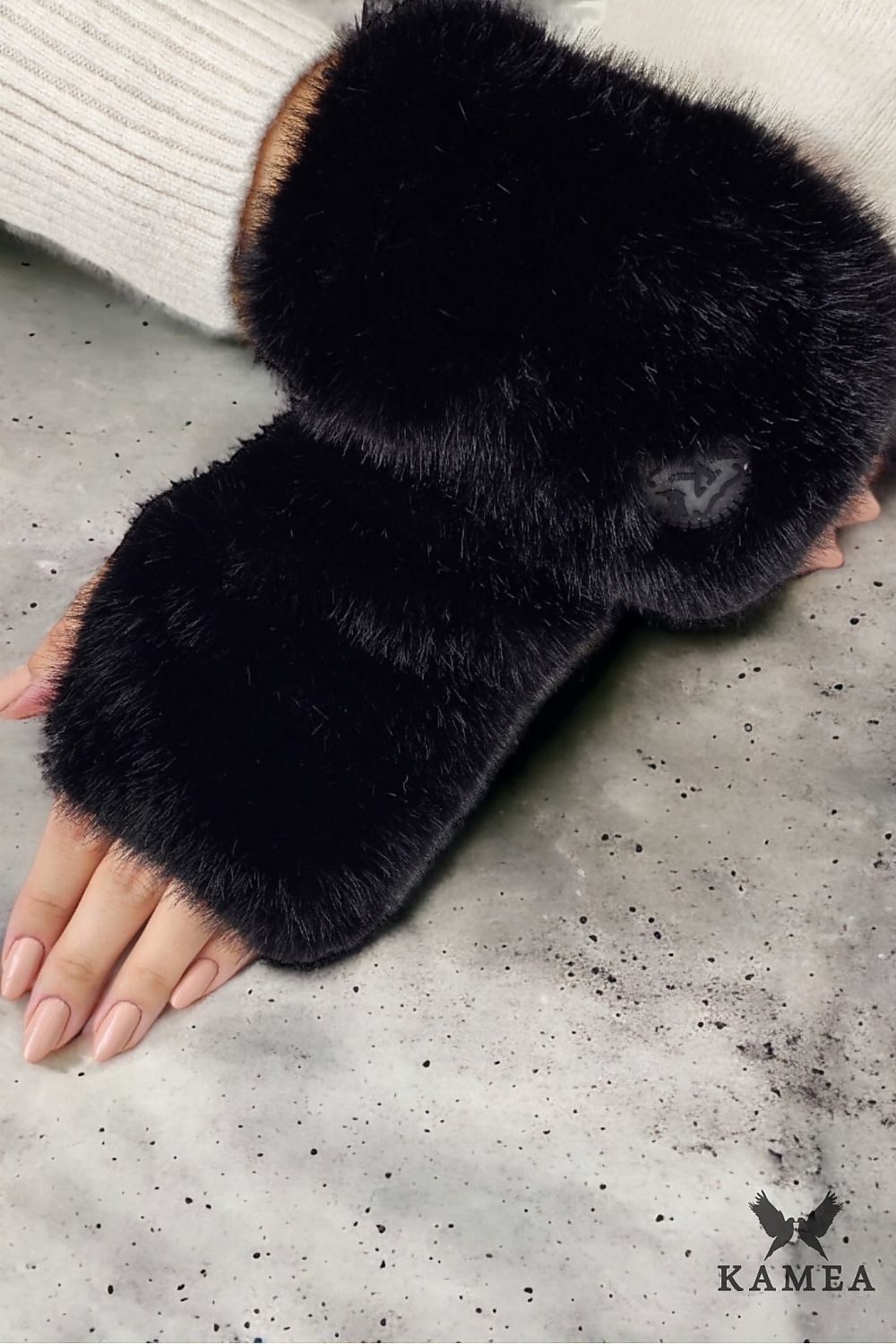 Stylish Kamea Aster fingerless gloves showcasing luxurious ecological fur, ideal for chic winter fashion.