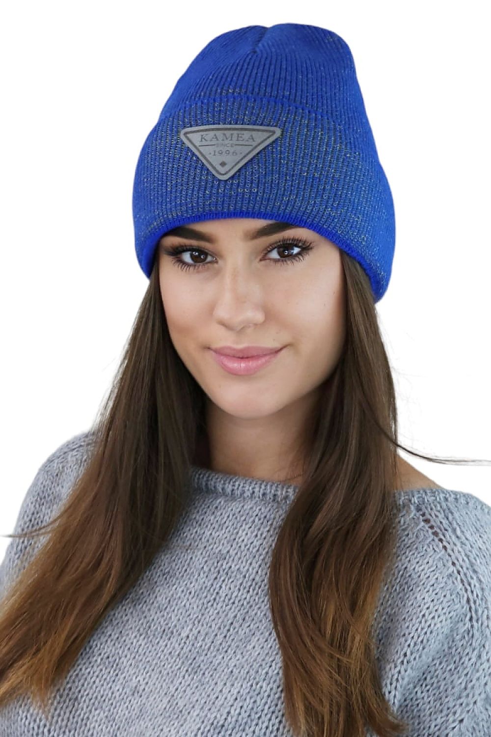 Kamea Naomi Beanie in elegant colour blends, emphasizing its fashionable style and warmth for cold weather activities.