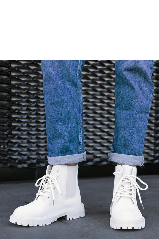 Elegant light beige Brayna insulated trapper boots by Solea featuring eco leather material and a stylish design, perfect for winter wear.