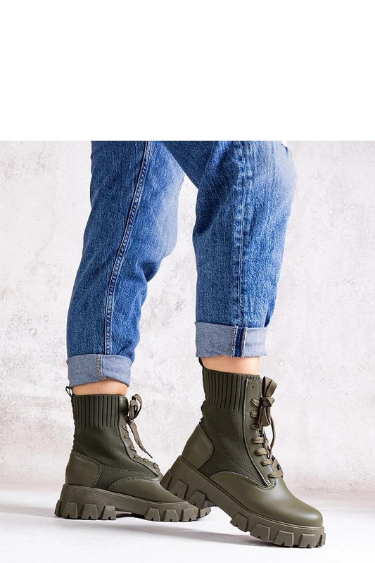 Solea Green Zogba Boots showcasing a high ankle design, perfect for autumn and winter, featuring insulated comfort and stylish appeal.