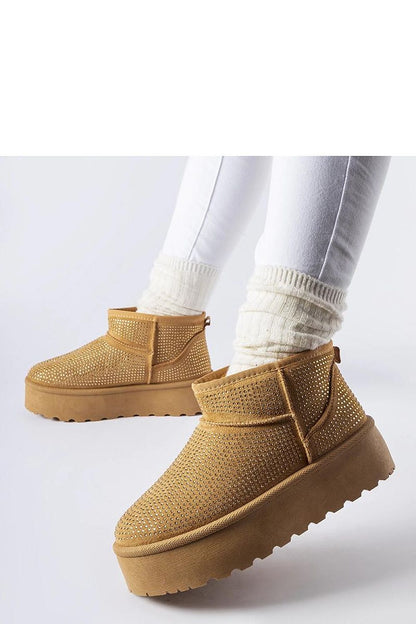 Solea's luxurious brown Sonora snow boots, adorned with zirconia embellishments, perfect for winter occasions.