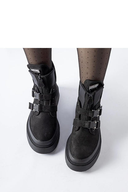 Solea Black Glen Platform Boots featuring elegant buckle design, round toe, and a practical zipper for easy wear, perfect for autumn and winter fashion.