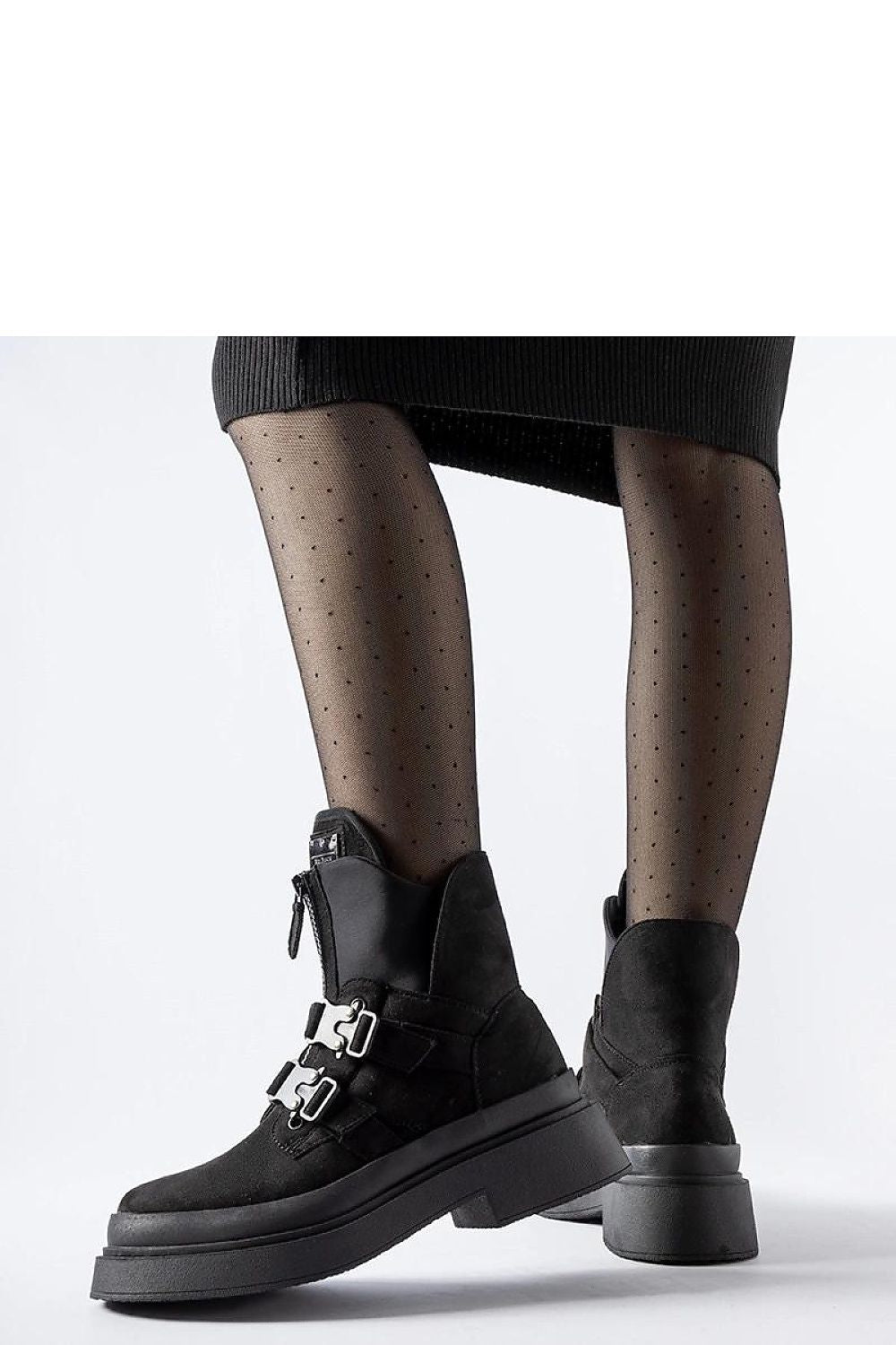 Luxurious Solea Black Glen Platform Boots showcasing a stylish 5cm heel, crafted from eco-friendly leather, ideal for versatile winter outfits.