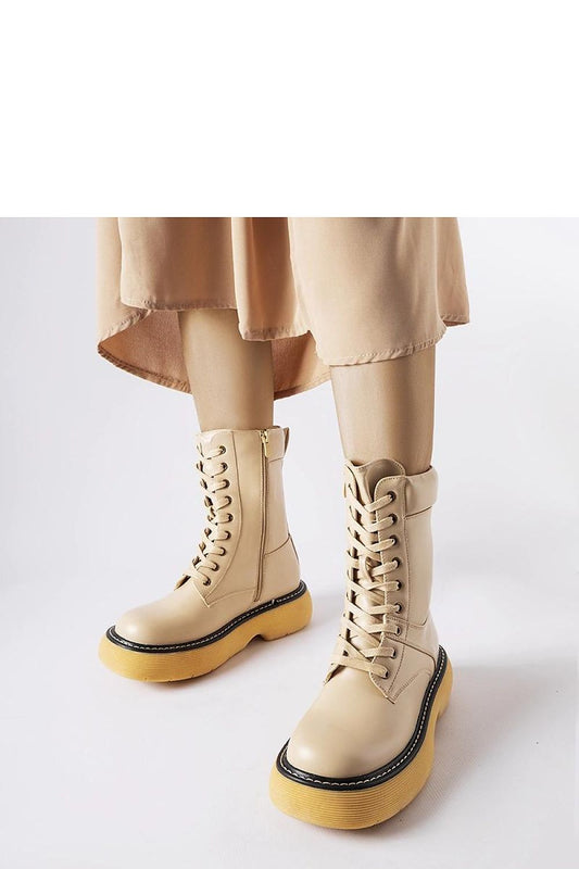 Davi Beige Insulated Platform Baggers for Women by Solea, featuring a chic round toe design, eco leather material, and 5cm heel for elegant winter style and comfort.