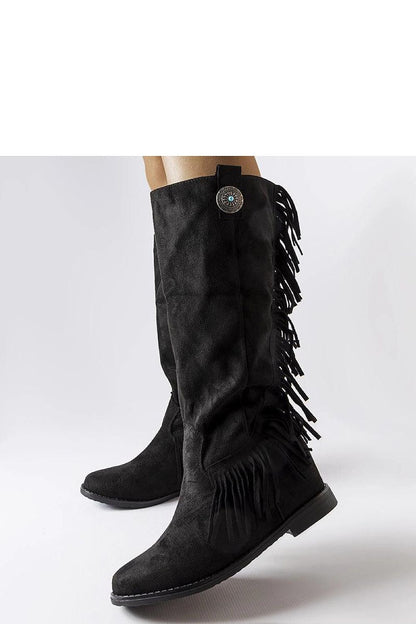 Elegant Solea Women's Black Platform Buskin Boots featuring a fashionable pointed design, perfect for stylish cold weather attire.