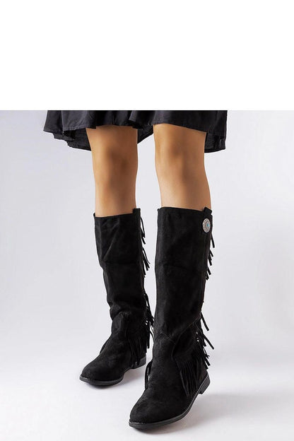 Luxurious Solea Women's Black Platform Buskin Boots with round toe, designed for comfort and warmth during chilly seasons.