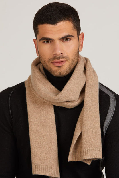 Stylish winter wrap from Kamea, featuring a premium camel wool scarf perfect for comfort and elegance.