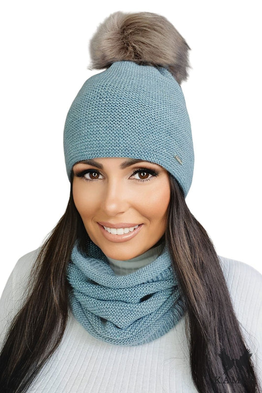 Stylish Kamea premium Ravello winter set in turquoise featuring a plush pompom, made of high-quality alpaca wool and lurex, perfect for luxury winter fashion.