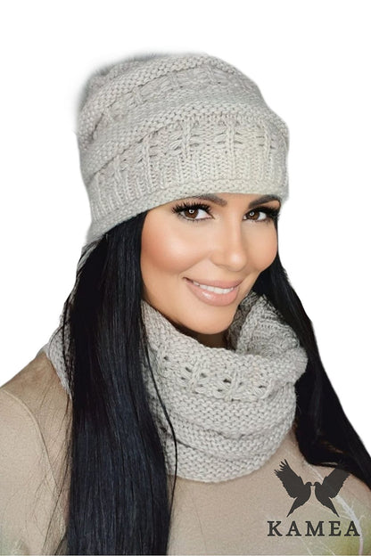 Close-up of Kamea's Premium Liana Women's Winter Hat showcasing its unique weave and elegant fringe, ideal for sophisticated autumn and winter fashion.