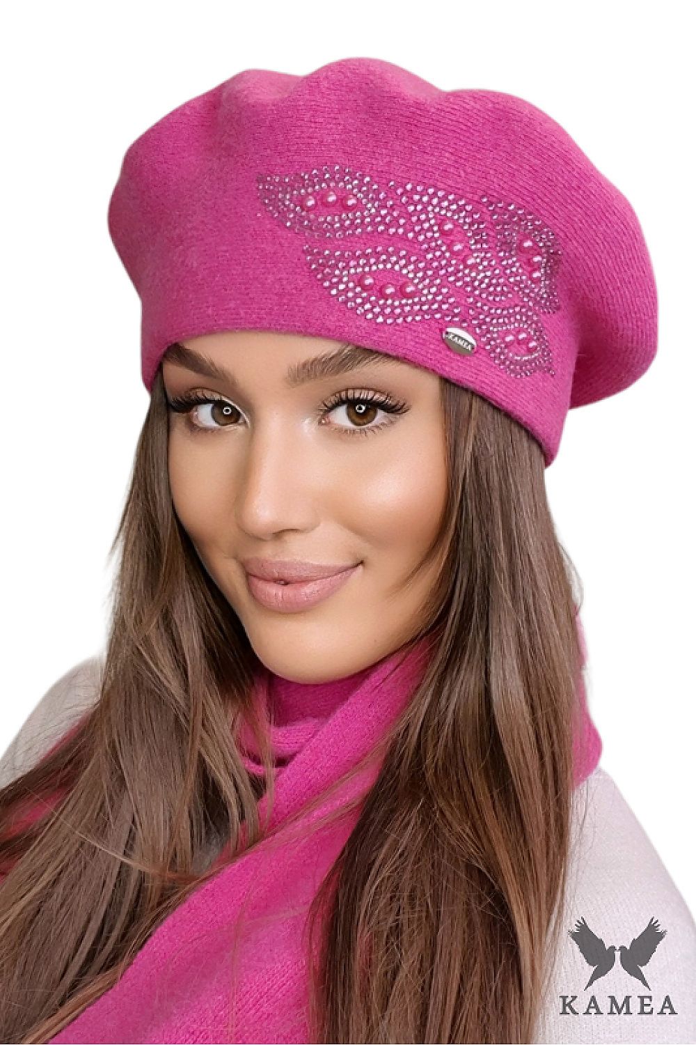 Premium raspberry wool beret adorned with pearls and jet beads by Kamea, showcasing luxury style for women in winter.