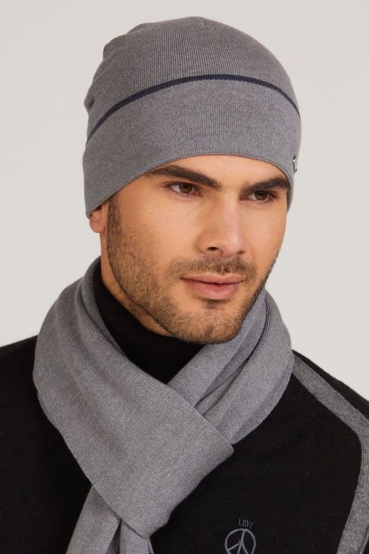Luxurious Mateo Gray Men's Hat by Kamea, featuring a soft viscose fabric and a fashionable contrasting band, perfect for a chic look in spring and autumn.