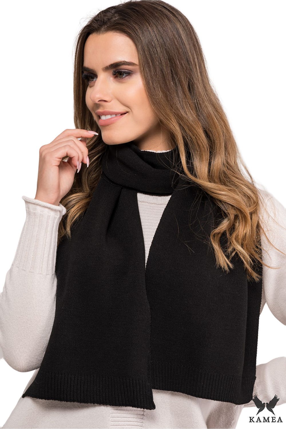 Stylish winter outfit highlighting the Kamea Women's Blue Shawl, a perfect accessory to elevate autumn-winter ensembles.