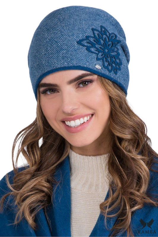 Premium Kamea women's khaki wool hat featuring a sophisticated houndstooth design with flannel detail, ideal for stylish warmth in any season.