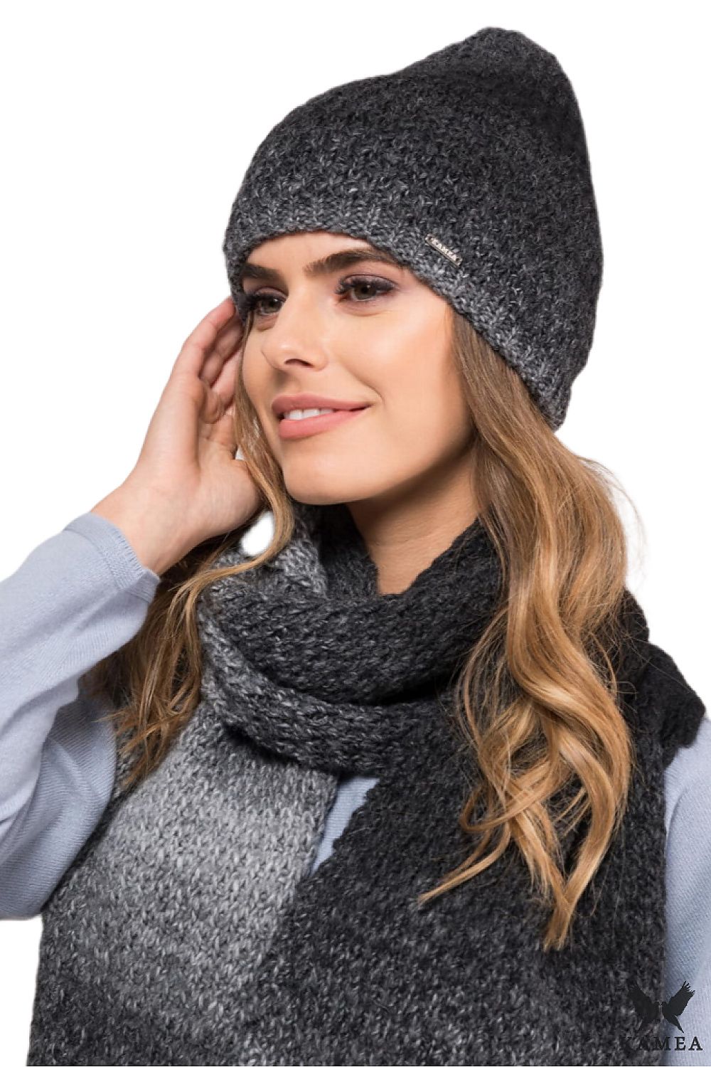Kamea Premium Black Graphite Women's Winter Hat featuring luxurious alpaca wool, showcasing intricate thick stitches and stylish tonal transitions.