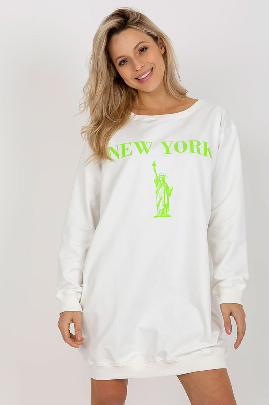 Luxurious women's oversized casual sweatshirt by Factory Price, made from a premium cotton blend featuring a stylish print, perfect for chic everyday wear.