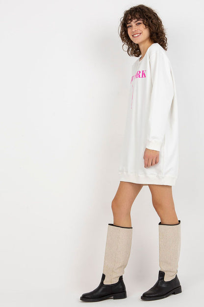 Luxurious long-sleeved women's oversized casual sweatshirt from Factory Price, featuring a stylish print, made with a soft cotton blend in EU size 0.