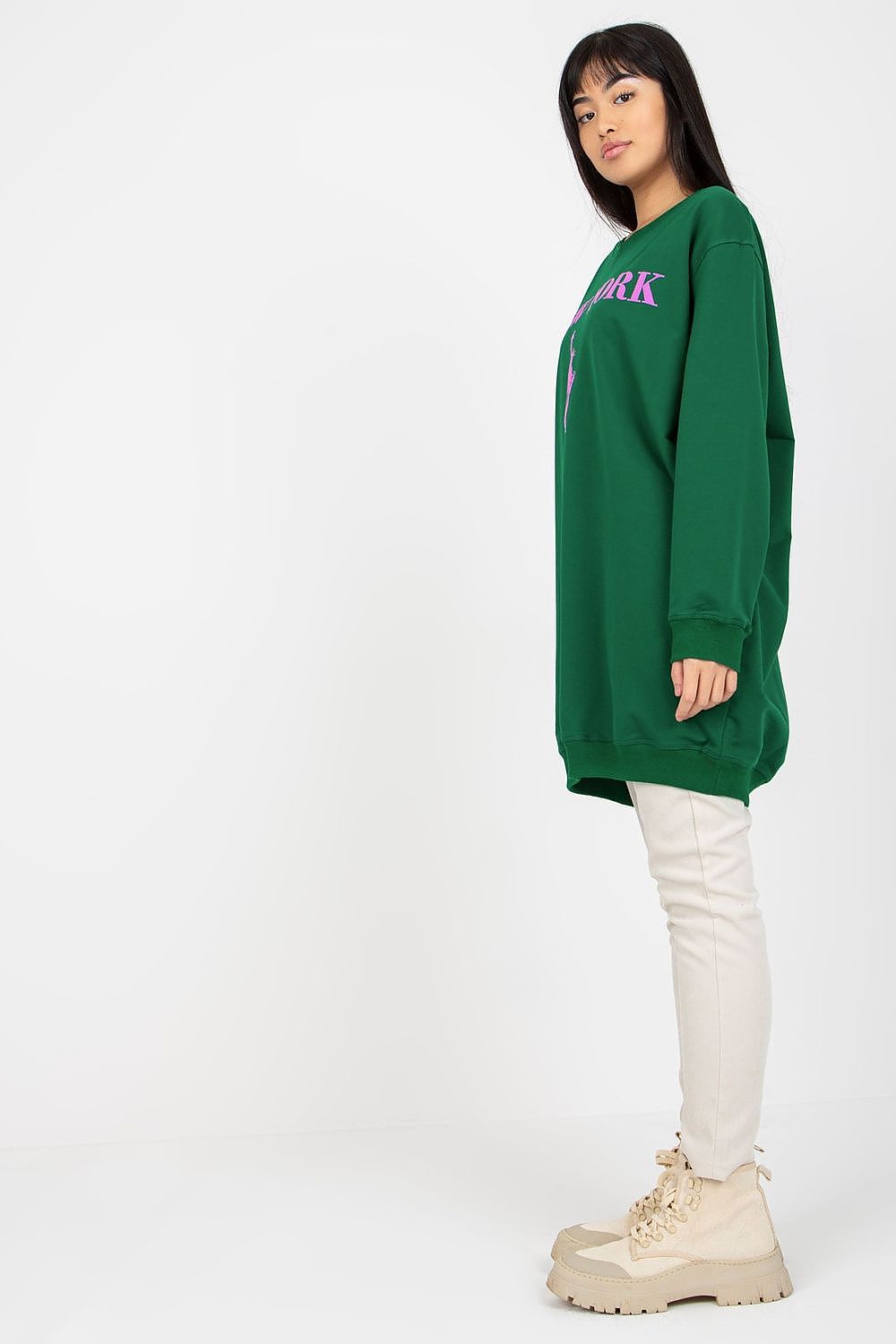 Luxury women's oversized casual sweatshirt in cotton blend by Factory Price, featuring a stylish print and long sleeves, ideal for a chic and comfortable look.