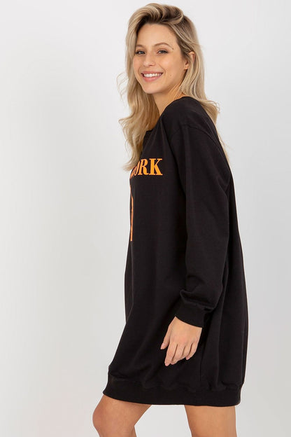 Luxurious and comfortable women's casual sweatshirt by Factory Price, made with 70% cotton, offering a perfect fit and effortless style for any casual occasion.