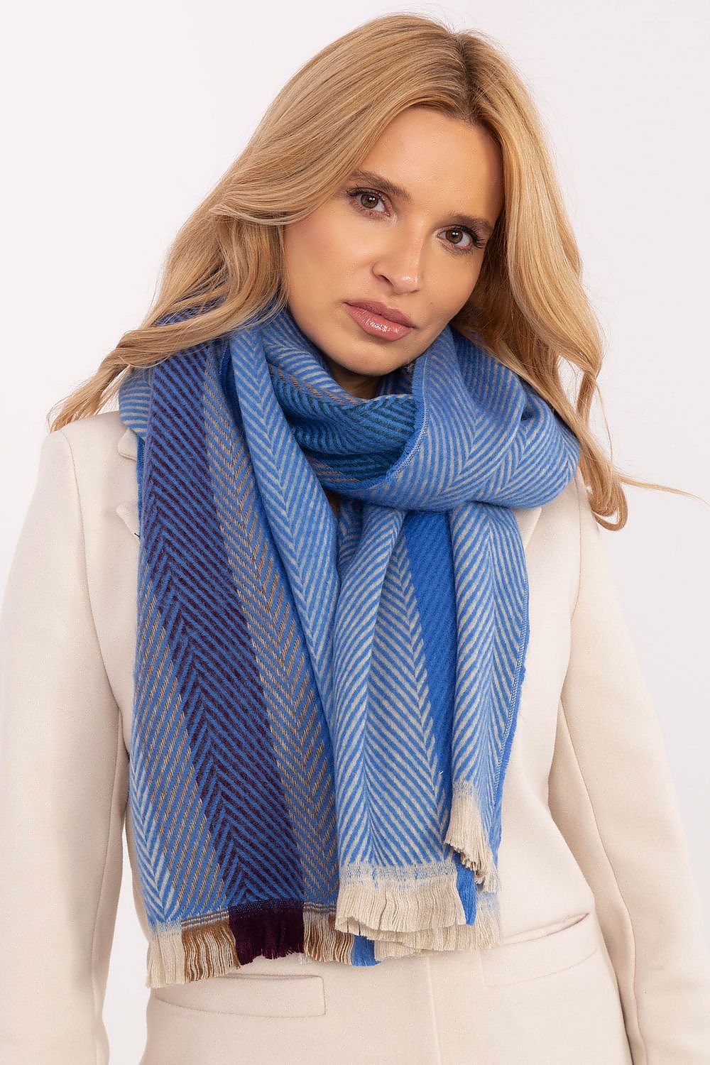 Stylish display of the AT striped viscose shawl scarf, emphasizing its versatility for both casual and formal winter looks.