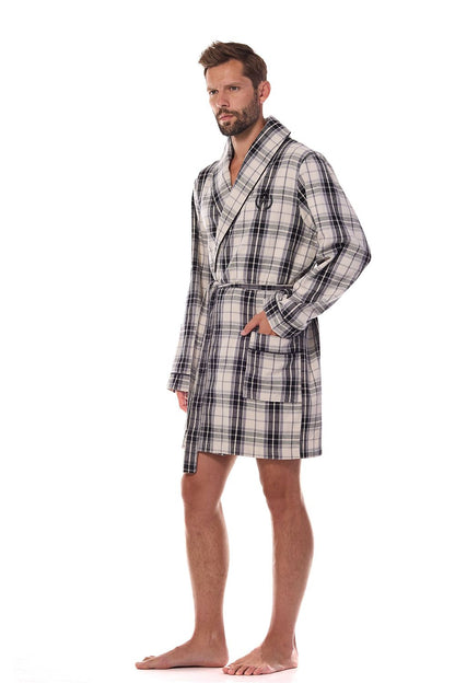 Detail close-up of L&L Collection men's bathrobe, highlighting the soft, breathable cotton fabric and unique design features, ideal for gifting.