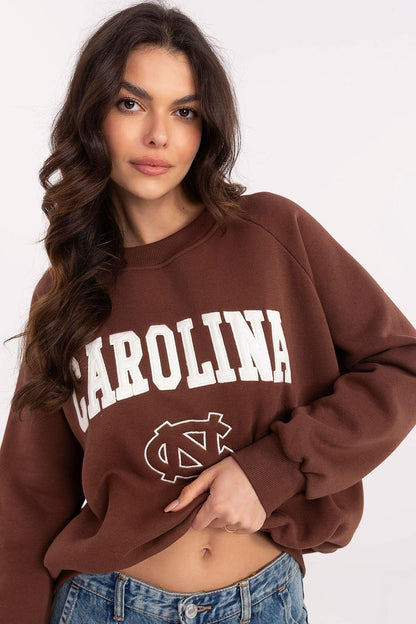 Detail view of Luxury Women's Casual Sweatshirt by Factory Price highlighting its comfortable long-sleeve design and modern fit.
