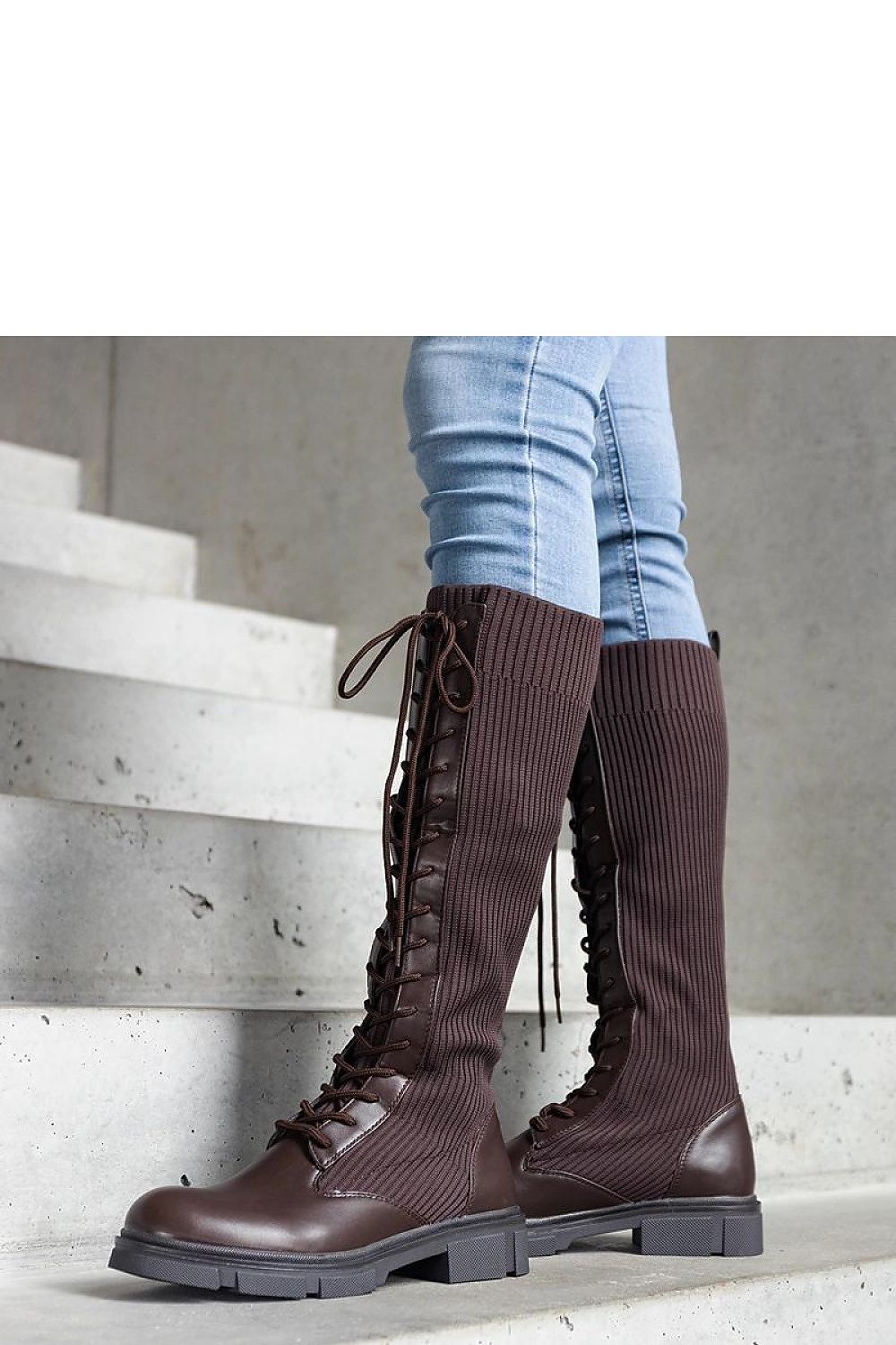 Versatile Solea Veradi Brown Thigh-High Boots designed for various calf shapes, made from high-quality rubber.