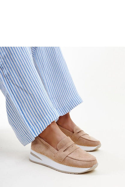 Close-up view of Solea pink Muna loafers highlighting the eco leather material and rounded toe for maximum comfort and fashion.