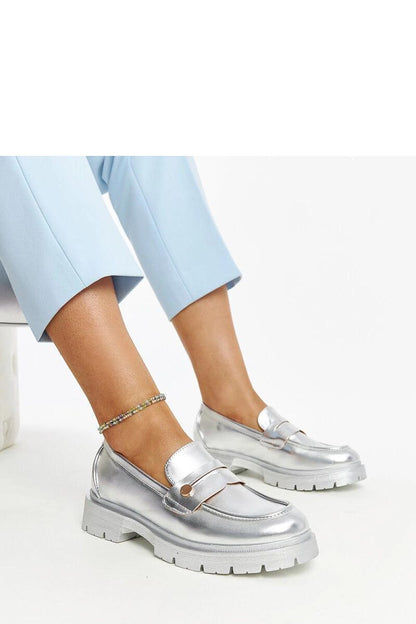 Sophisticated dark green Eko leather moccasins by Solea, delivering comfort and elegance for discerning footwear enthusiasts.