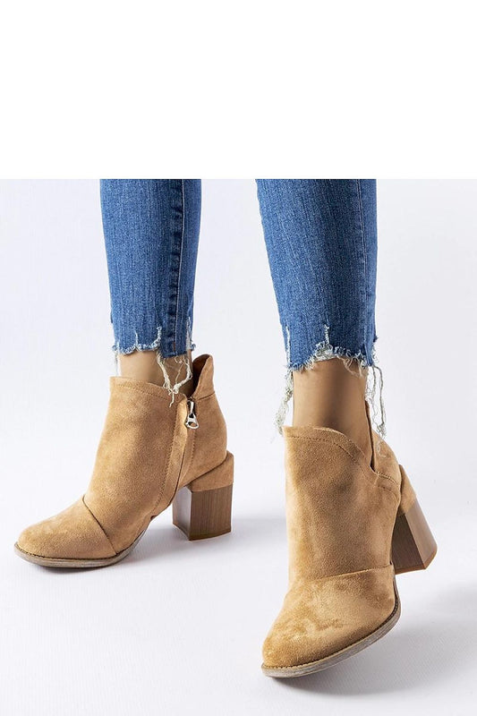 Solea elegant beige Artemisia heel boots made from eco leather with stylish cutouts showcasing an 8 cm heel, perfect for autumn-winter fashion.