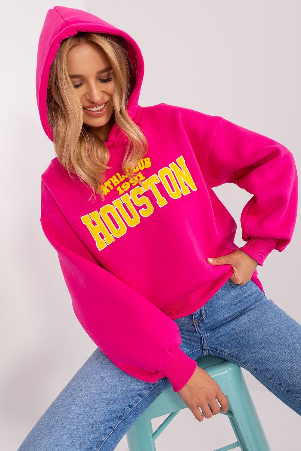 Luxury Women's Hooded Sweatshirt in EU Size 0 by Factory Price, showcasing stylish cotton-polyester blend with a modern hood design.