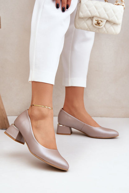 Elegant Step In Style leather heel pumps in high-quality natural leather, showcasing a 4cm stable heel, perfect for stylish comfort, available in sizes EU 36-41.
