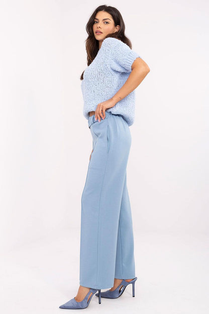 Luxury Italy Moda women's chic sweatpants with an elastic high waist and refined cuff details, ideal for both everyday and elegant outfits.