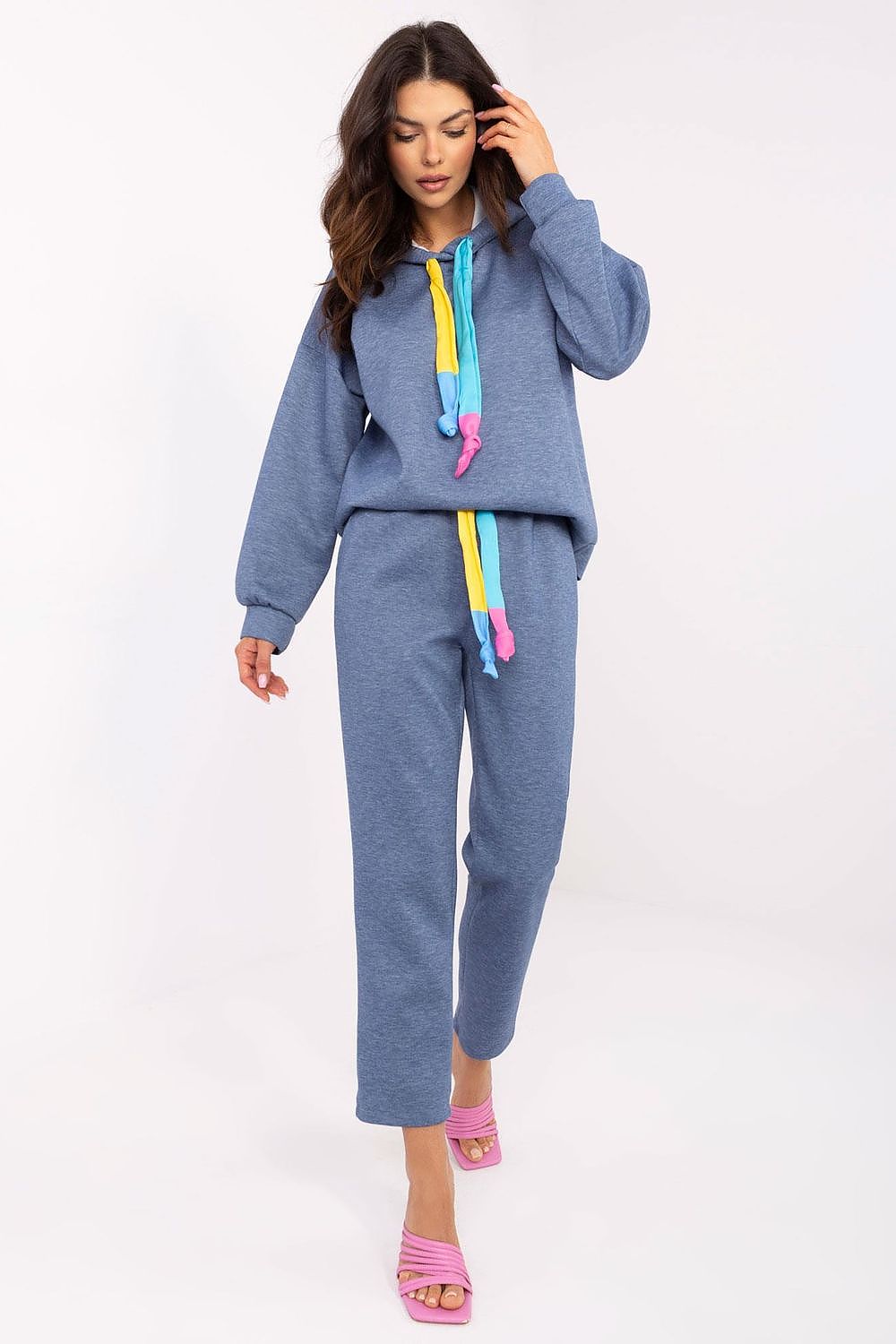 Italy Moda casual sweat suit set showcasing a soft blend of polyester and viscose, ideal for walks or lounging, emphasising luxury and comfort.