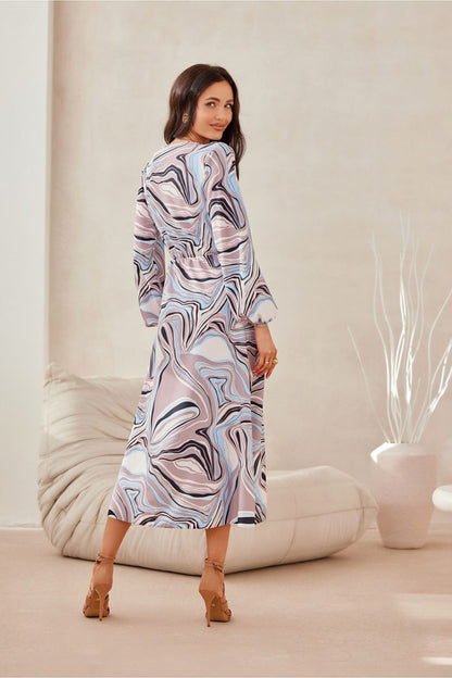 Roco Fashion versatile midi dress designed with luxurious polyester and spandex blend, perfect for formal and casual events.