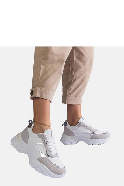 Elegant Solea white sneakers featuring a Torreza Hurtado sole, designed for luxurious comfort and stylish everyday wear, available in sizes EU 36-41.