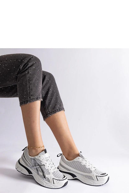 Trendy Solea Ondina Hurtado Women's Black Sports Sneakers, designed for comfort and performance, suitable for both workouts and casual wear.