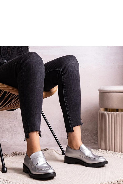 Stylish black rubber sole of Solea moccasins, providing excellent grip and durability for effortless summer wear.