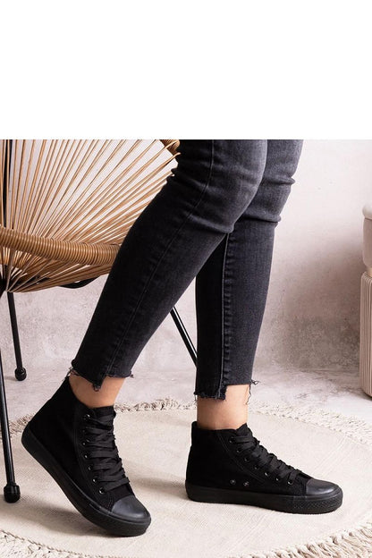 Stylish Solea High Denim Sneakers in blue, combining elegance and modern trends, ideal for women who appreciate luxury in their footwear.